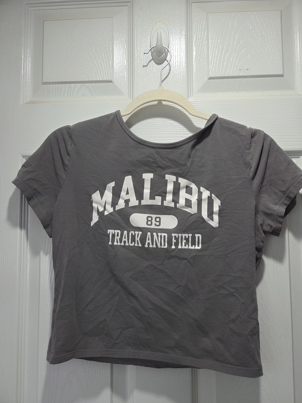 Hollister Gray Malibu 'Track and Field' Cropped Tee